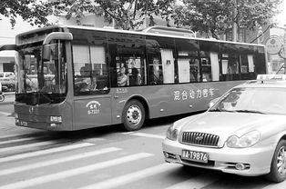 公共汽车 多少多少号油 公共汽车 多少多少号油