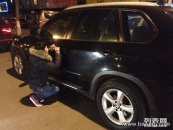 更换汽车锁总成多少钱 更换汽车锁总成多少钱