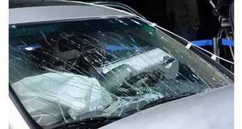 汽车前玻璃贴膜多少钱 汽车前玻璃贴膜多少钱