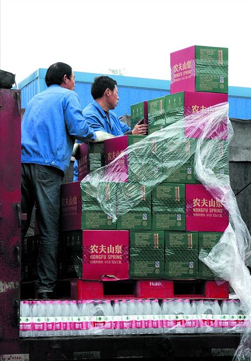 钟睒睒:农夫山泉所有产品无法代加工(钟睒睒,农夫山泉所有产品无法代加工的独特理念与战略) 钟睒睒:农夫山泉所有产品无法代加工(钟睒睒,农夫山泉所有产品无法代加工的独特理念与战略)