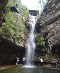 雨后庐山瀑布 李白诚不欺我(雨后庐山瀑布,李白诚不欺我) 雨后庐山瀑布 李白诚不欺我(雨后庐山瀑布,李白诚不欺我)