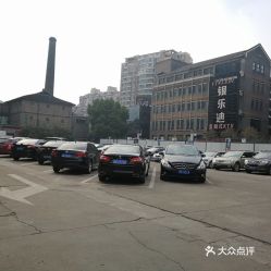 无锡到杞县汽车站多少钱(无锡到杞县汽车站的价格探究)