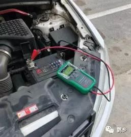 汽车卤素灯多少一个电瓶(汽车卤素灯与电瓶，价格、功能及应用)
