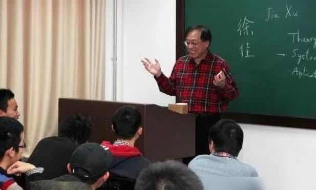 清华学霸夫妻携手从军(清华学霸夫妻携手从军,军民融合的双璧人传奇) 清华学霸夫妻携手从军(清华学霸夫妻携手从军,军民融合的双璧人传奇)
