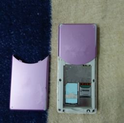 华为 手机挂绳怎么安 华为 手机挂绳怎么安